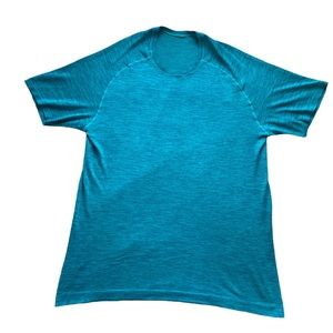 Lululemon Metal Vent Tech Aqua Athletic Short Sleeve Shirt Size XL